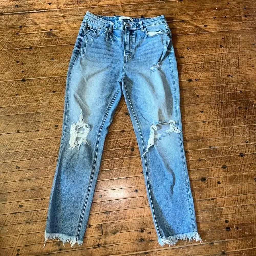 Kancan distressed light wash curvy 28 normcore jeans